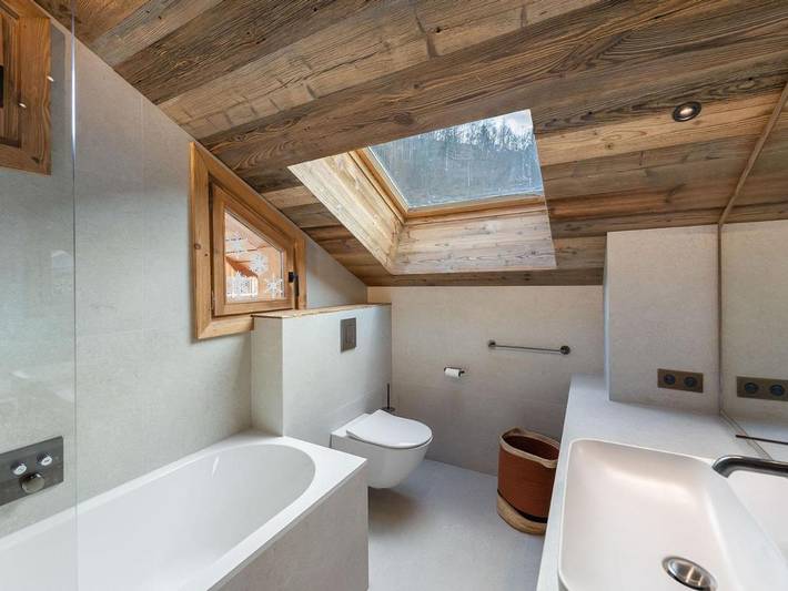 Gîte pour 12 personnes, avec sauna ainsi que jacuzzi et terrasse à Albiez-le-Jeune - 3