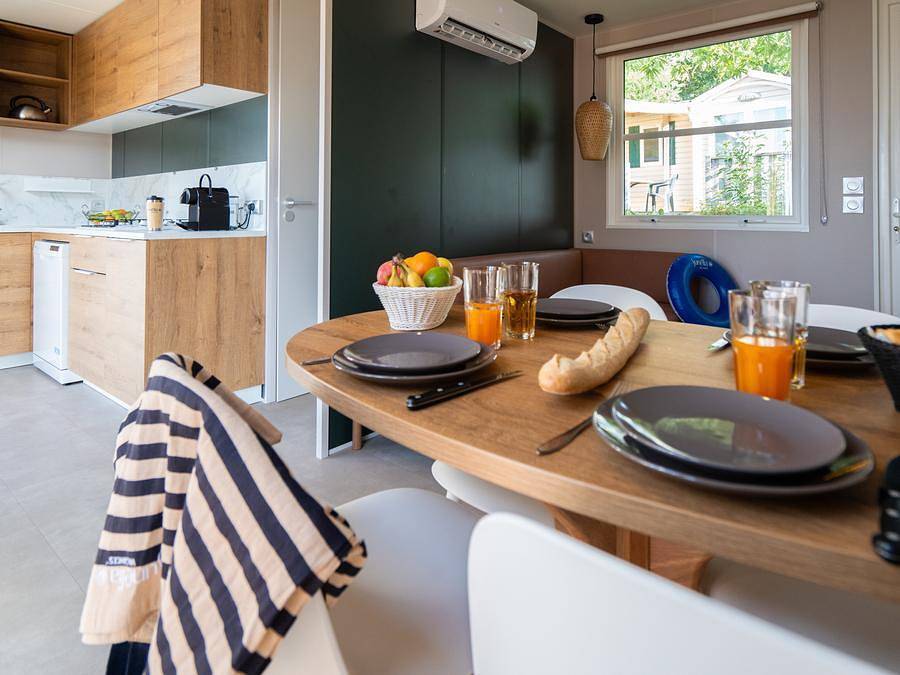 Camping Sunelia - Le Sequoia - Mobilheim 10 personen - Sunelia Luxe 65m² 5 Schlafzimmer - Klimatisiert in Payrac, Quercy