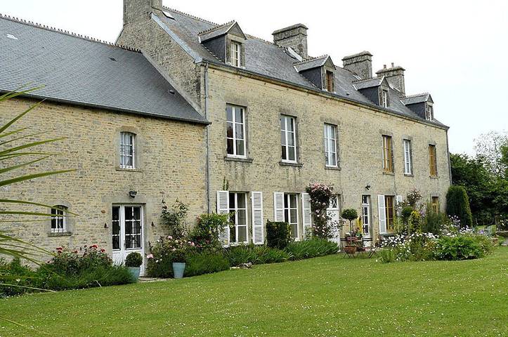 Chambre d’hôte pour 2 personnes, avec jardin ainsi que sauna et jacuzzi en Normandie