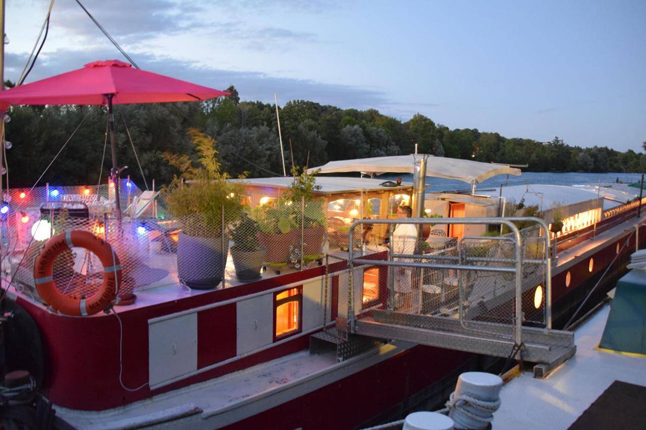 Bateau, Péniche Marboré - Disney in Lagny-sur-Marne, Seine-et-Marne