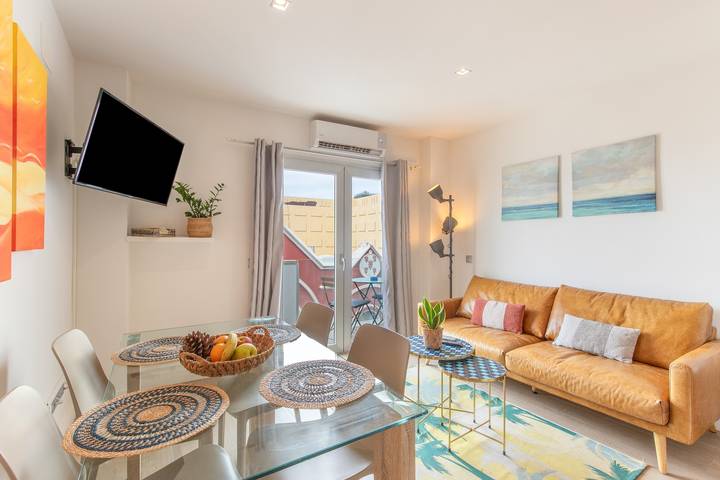 Apartamento inteiro, Apartamento de Férias 'Casita Sunwaves' com Vista Mar, Wi-Fi e Ar Condicionado in Las Palmas de Gran Canaria Centre, Las Palmas (Espanha)