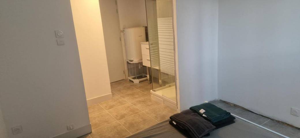 Gîte pour 4 personnes, avec jardin et vue à Réalmont - 3