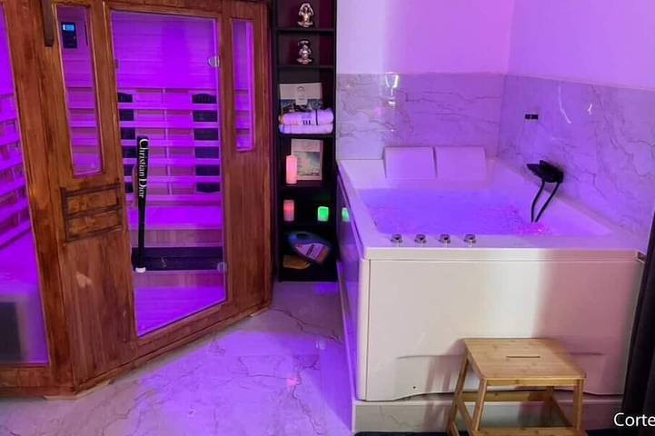Ganze Wohnung, Love Room Proche de Paris in Choisy-le-Roi, Val-de-Marne
