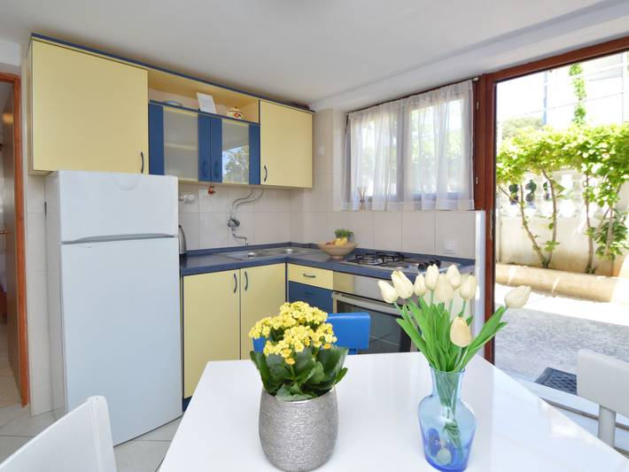 Ganze Wohnung, Rose in Žaborić, Šibenik-Knin