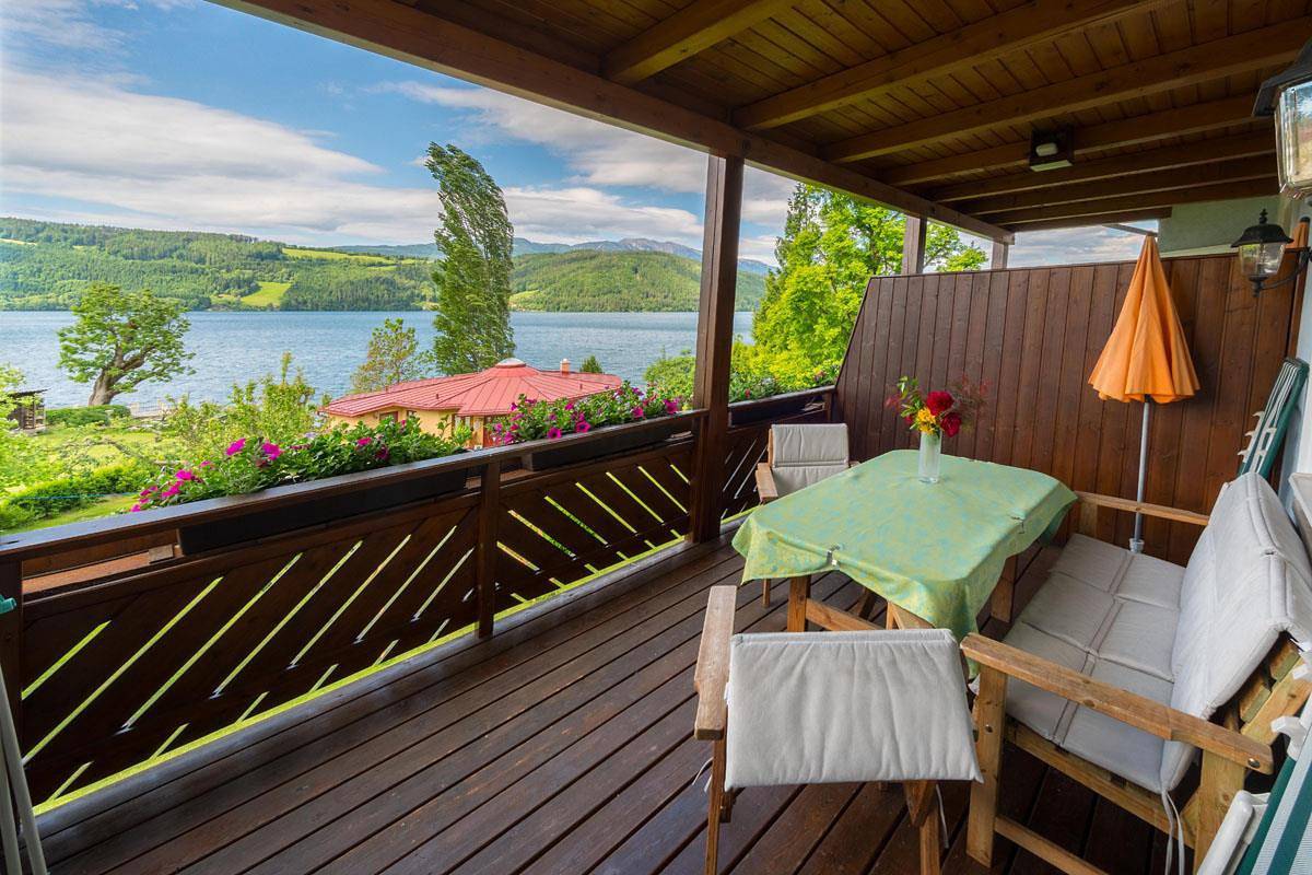 Ganze Ferienwohnung, Appartement/Fewo direkt am See in Millstatt, Bezirk Spittal an der Drau