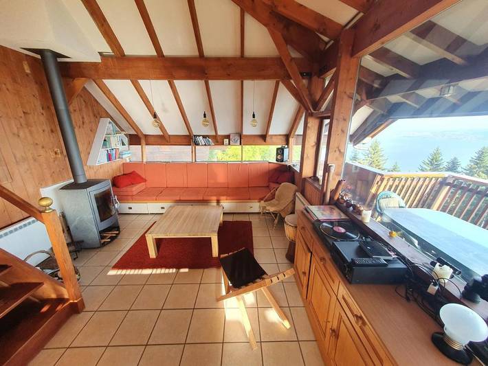 Chalet pour 8 personnes, avec piscine et vue sur le lac ainsi que jardin et vue à Thollon-les-Mémises - 2