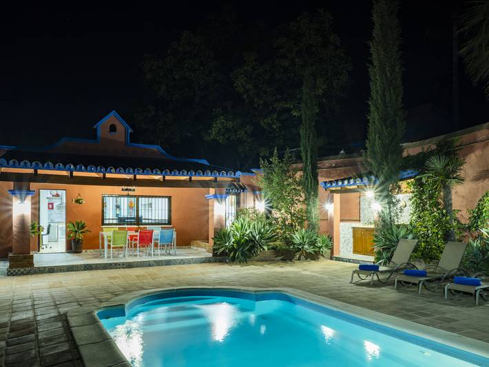 Casa rural para 6 personas, con jardín y terraza, Se admiten mascotas en Alhaurín de la Torre - 4