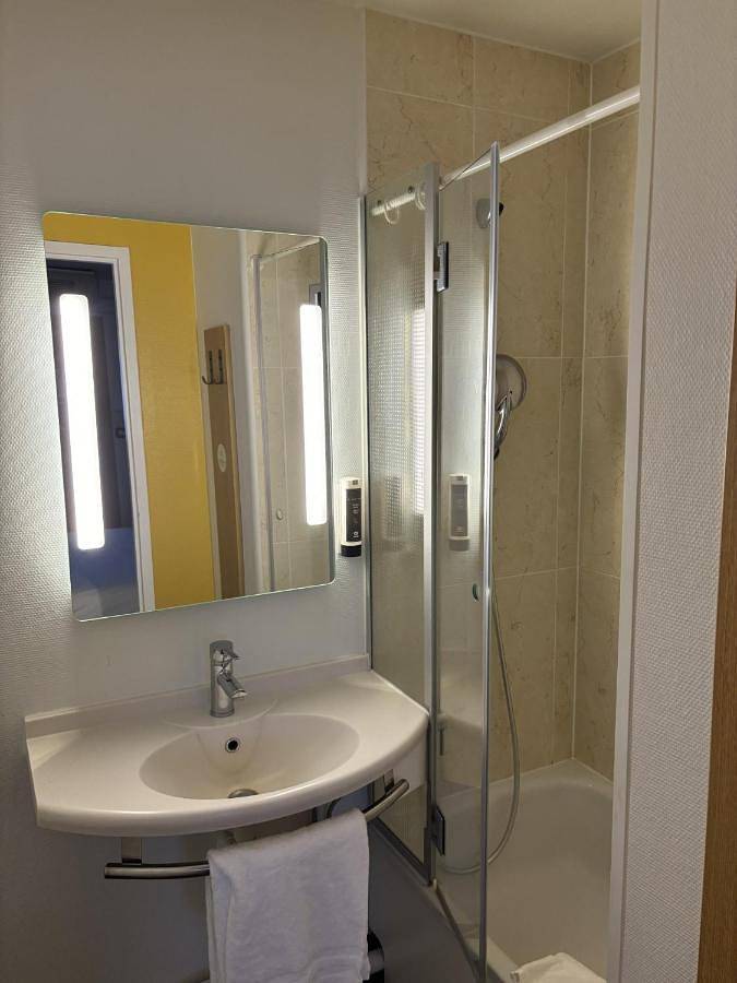 Hôtel pour 2 personnes à Lanester - 4