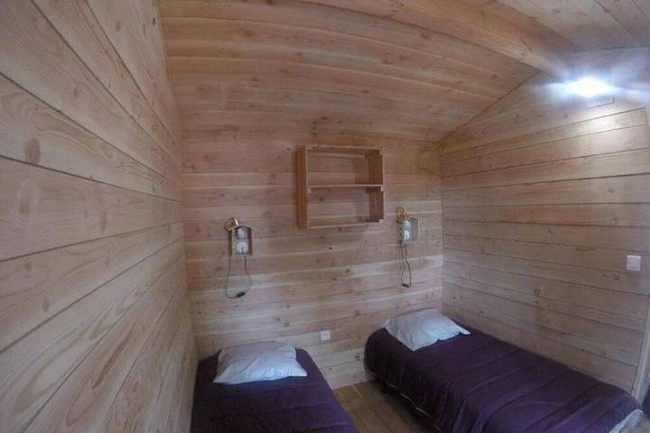 Zecamping 3 étoiles piscine chauffée toboggans cottage 28m2 4 pers in Bollène, Vaucluse