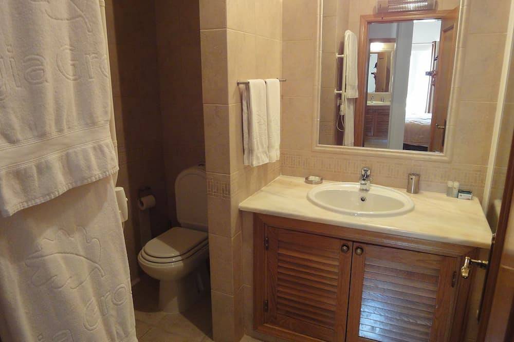Deluxe Golf Townhouse Nur 5 Minuten vom Strand entfernt in Budens, Faro Distrikt