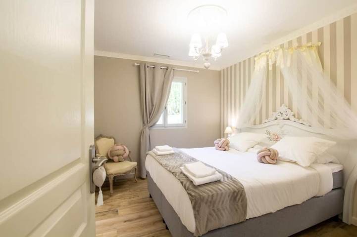 Location de vacances pour 2 personnes, avec jacuzzi et jardin à Saint-Chamassy - 2