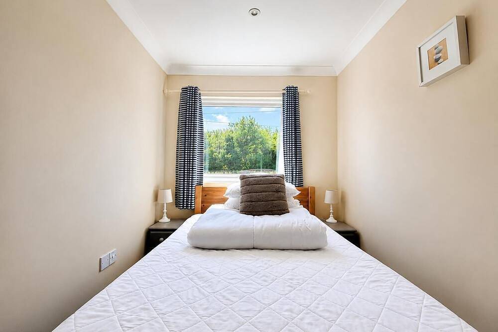 Chalet for hire at Rainbows End near a beautiful Norfolk beach in Broomholm, Norfolk Coast