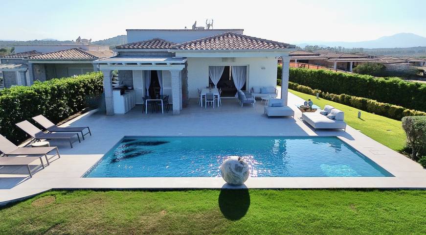 Villa mit pool für 6 Personen, mit Garten und Terrasse in Nord Sardinien