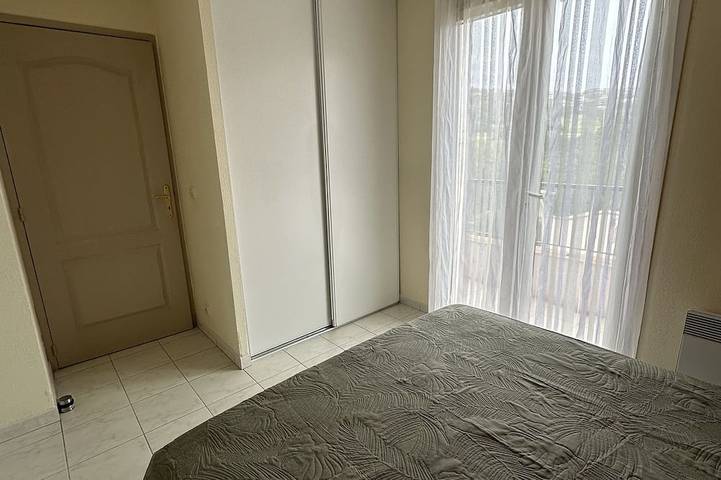 Gîte pour 4 personnes, avec piscine ainsi que jardin et balcon dans Golf Bluegreen Sainte-Maxime - 4