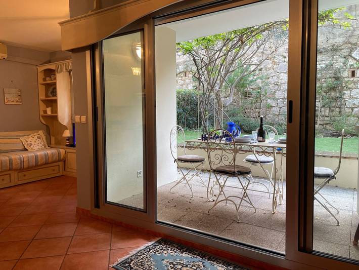 Gîte pour 4 personnes, avec jardin à Roquebrune-Cap-Martin - 2