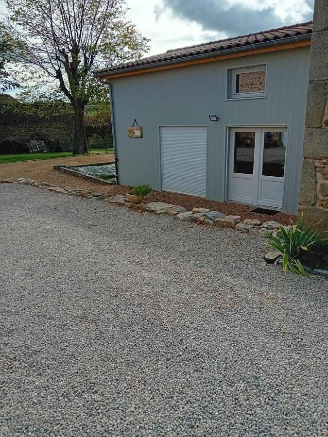 One-Bedroom House in Trézioux, Parc Naturel Régional Livradois-Forez