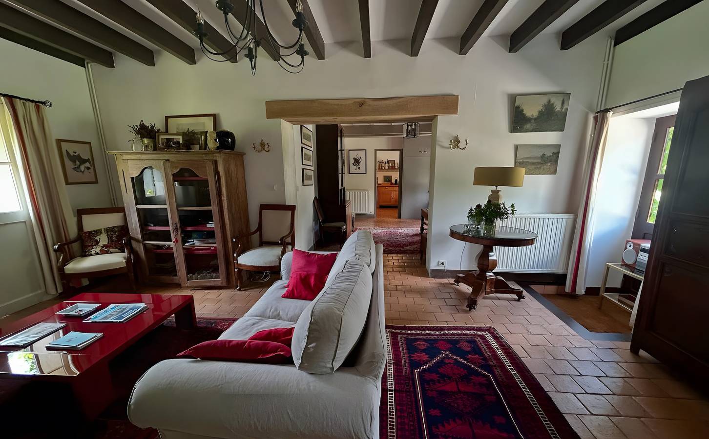 Casa de vacaciones 'Le Pré des Fées' con vistas al lago, piscina privada y jardín in Salbris, Sologne