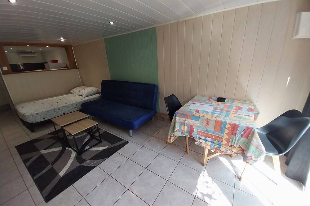 Studio T1 dans résidence pavillonnaire à 30km de Paris in Saint-Germain-lès-Corbeil, Essonne