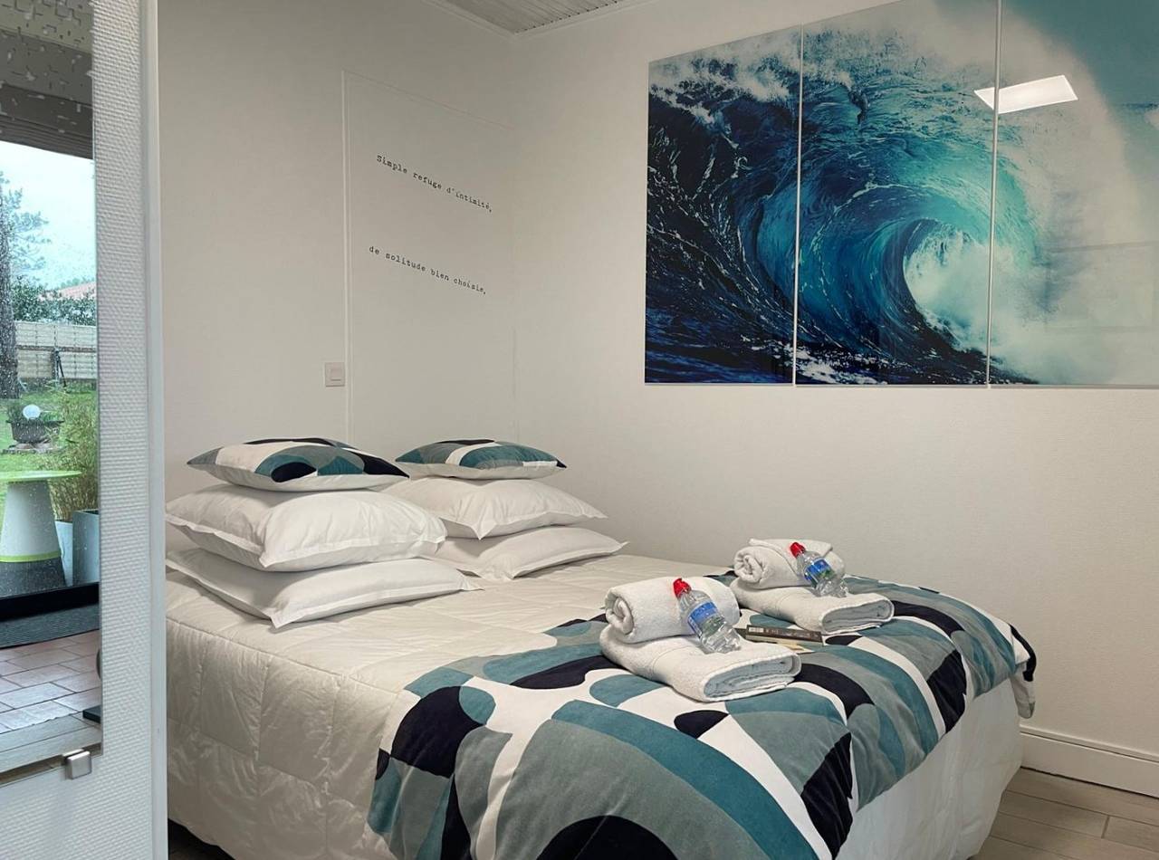 Chambre d'Hôte dans un Atelier d'Artiste - Chambre in Le Bois-Plage-en-Ré, Île de Ré