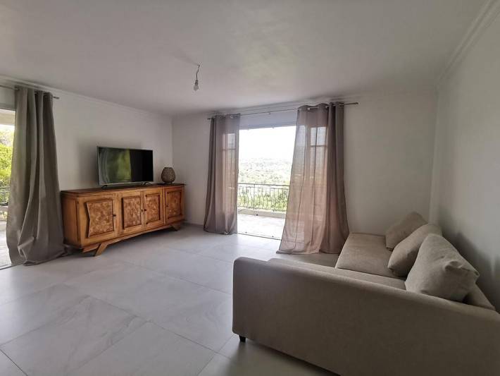 Gîte pour 6 personnes, avec jacuzzi et jardin à Contes - 2