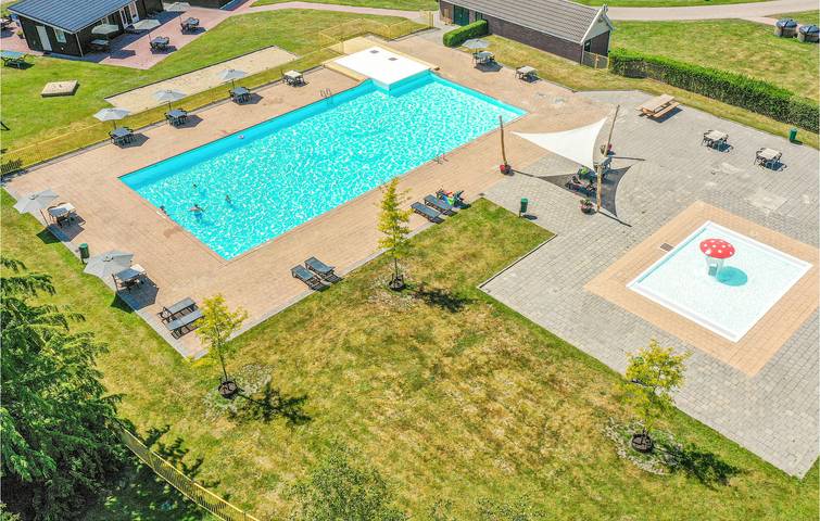 Ferienhaus für 6 Personen mit Pool in Regio Zwolle