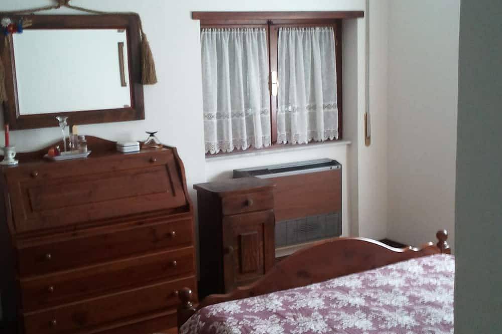 Kleines Haus auf dem Land, ruhig, 200 Meter vom Strand von Giannella in Giannella, Grosseto Provinz