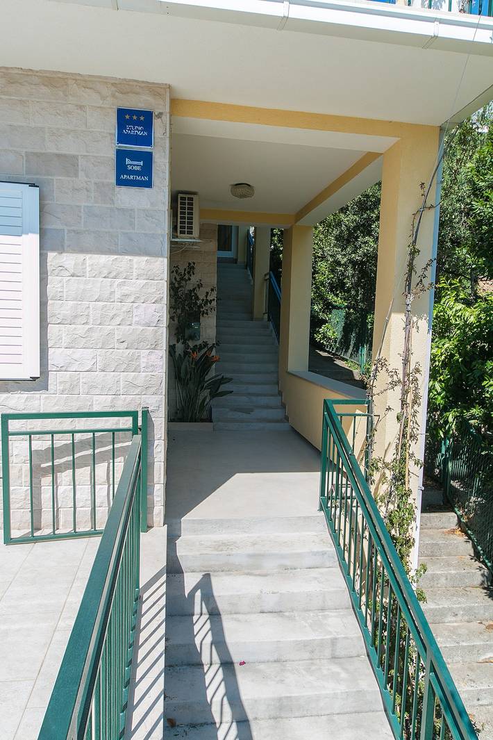 Zimmer mit Terrasse Brela, Makarska S-2717-i in Punta Soline, Brela