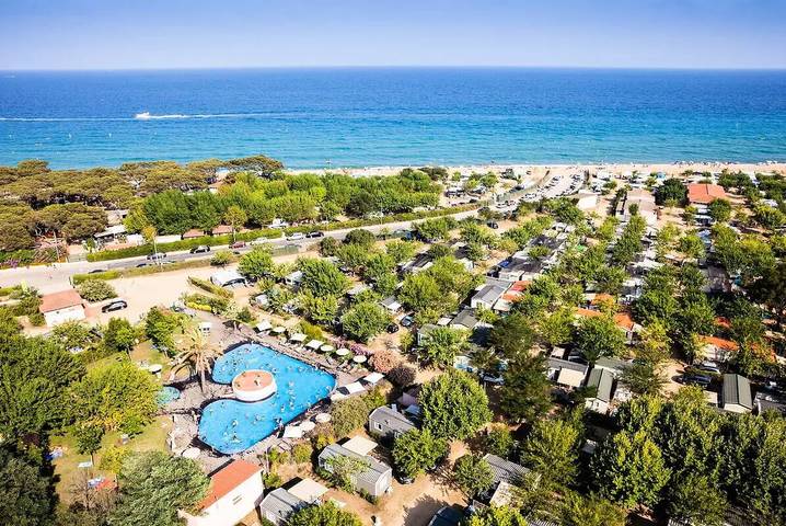 Camping für 4 Personen, mit Pool und Terrasse, mit Haustier an der Costa Brava - 2