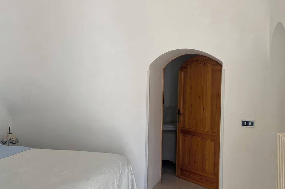 Cerulea d'Itria -Experience authentic trullo living in Locorotondo!Family vibes! in Locorotondo, Provincia di Bari