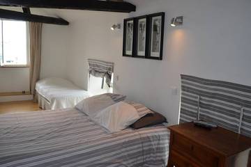 Location de vacances pour 3 personnes, avec terrasse dans Plage De L Arnerault La Flotte