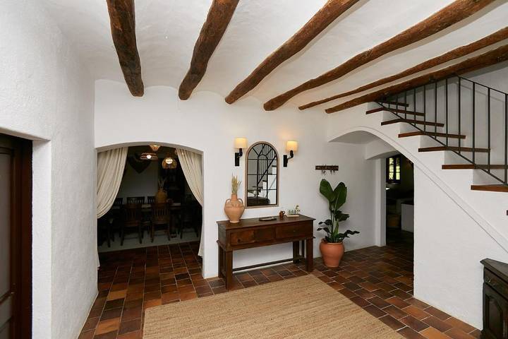 Chalet para 18 personas, con jardín además de piscina y vistas, Familias con niños en Provincia de Barcelona - 3