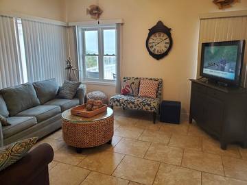 Vacation House for 6 Guests in Navarre Beach, Emerald Coast, Picture 4
