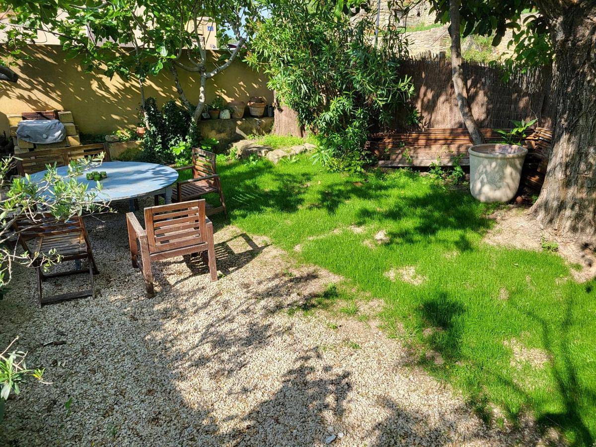 Appartement entier, Maison de village avec vue Panoramique in Pujaut, Région de Nîmes