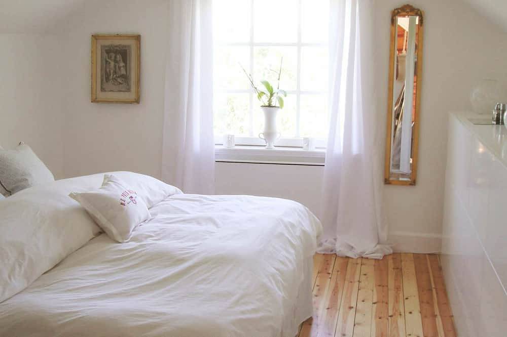 6 person holiday home in Glanshammar in Örebro kommun, Hjälmaren