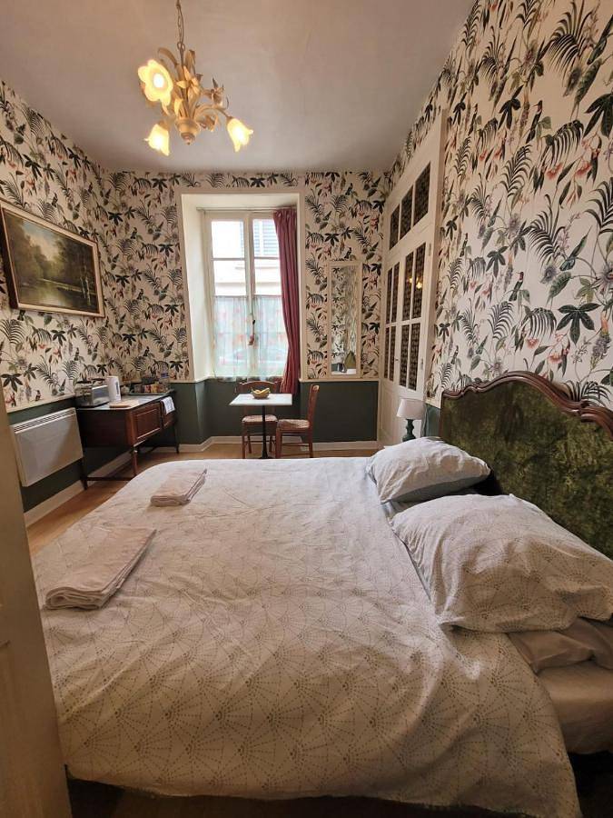 Budget Double Room in Pontrieux, Région de Guingamp