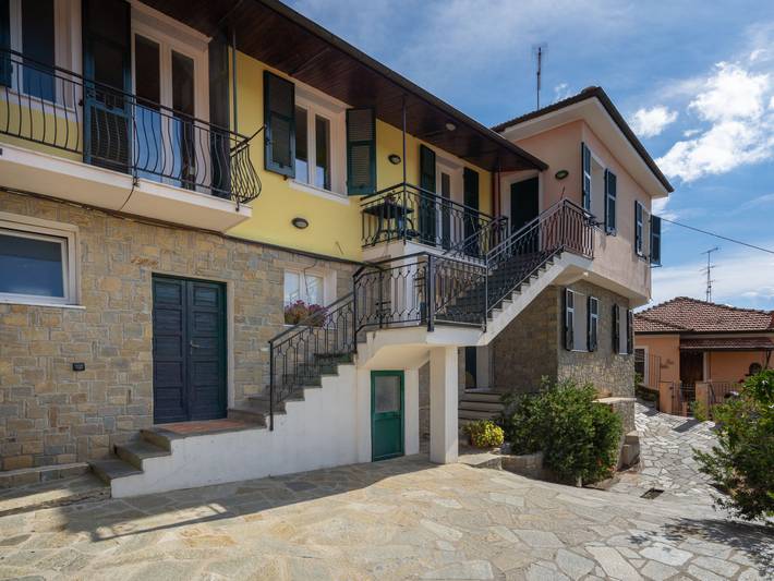 Ganze Wohnung, Verde in Pietrabruna, Riviera di Ponente