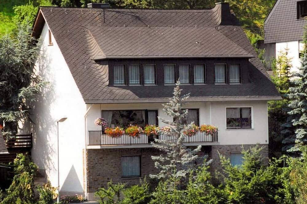 Ganze Wohnung, Gästehaus Karbach - Doppelzimmer, Bad, Wc, ruhig in Oberwesel, Mittelrhein