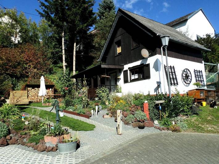 Ferienhaus für 3 Personen, mit Terrasse und Garten in Udler - 2