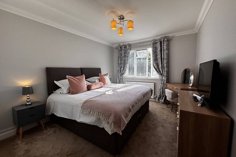 Entire apartment, Frinton Escapes - Ashlyns Apartment in Frinton on Sea, Frinton and Walton