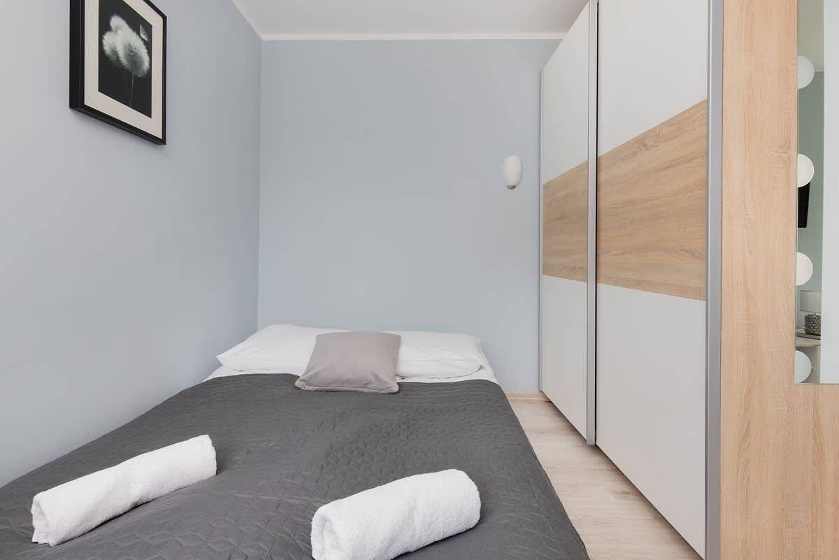 Ganze Wohnung, Sunny Apartment | Close to the Beach | Pet Friendly in Brzeźno, Danzig