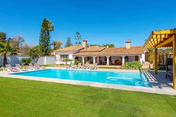 Villa pour 10 Personnes dans Playa de Casasola-Atalaya, Estepona, Photo 1