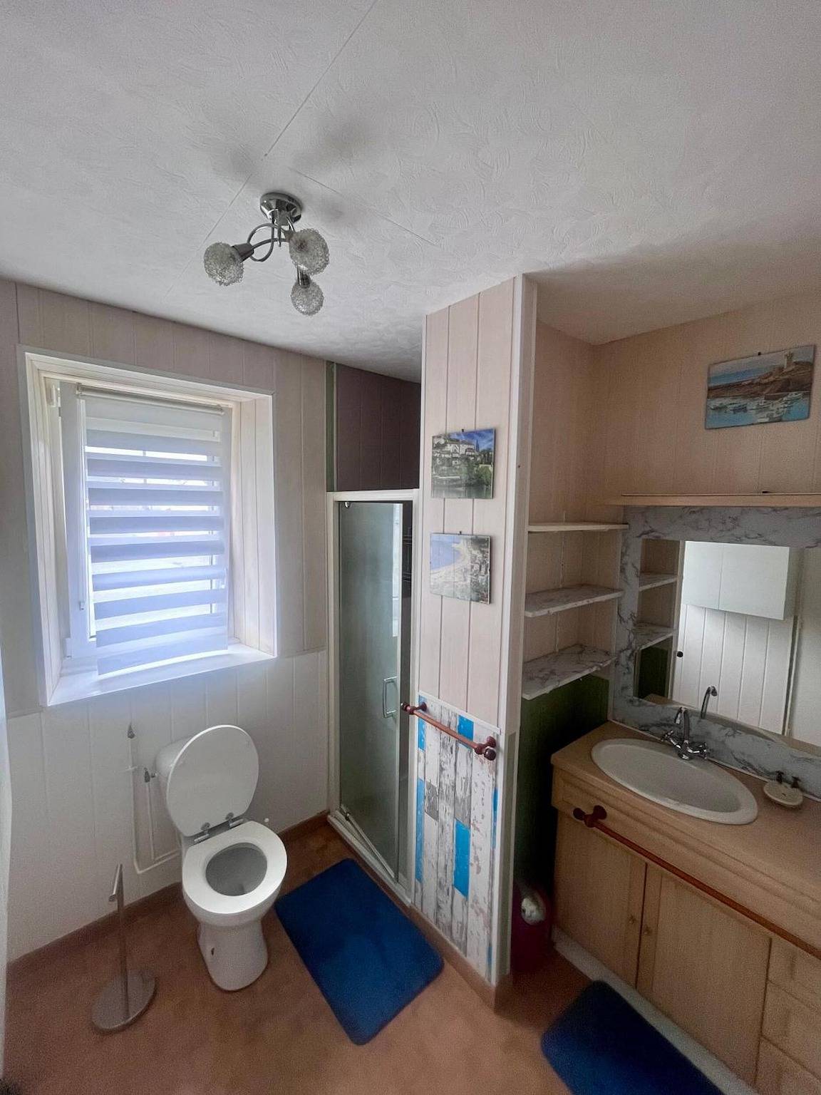 Ganze Wohnung, Apartment „Gîte L'embarcadère“ mit privater Terrasse, Garten und Wlan in Moustéru, Guingamp Region