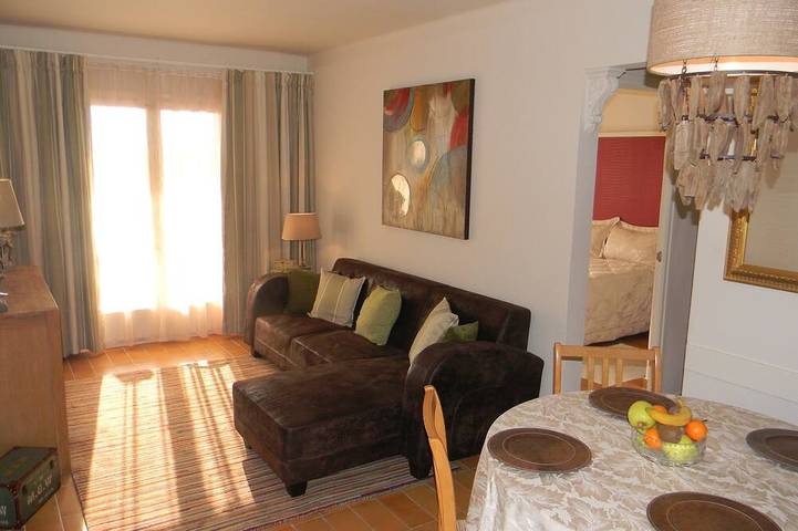 Ferienwohnung für 4 Personen, mit Pool und Balkon in Estartit