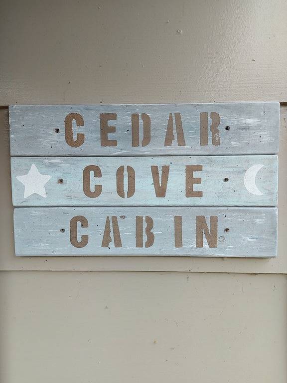 Cedar Cove Cabin -51 Schritte zum weltberühmten Sauble Beach in Sauble Beach, Huronsee (Kanada)