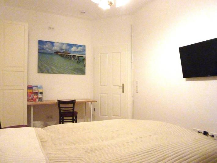 Ferienwohnung für 2 Personen, mit Balkon und Ausblick in Altona Hamburg - 3