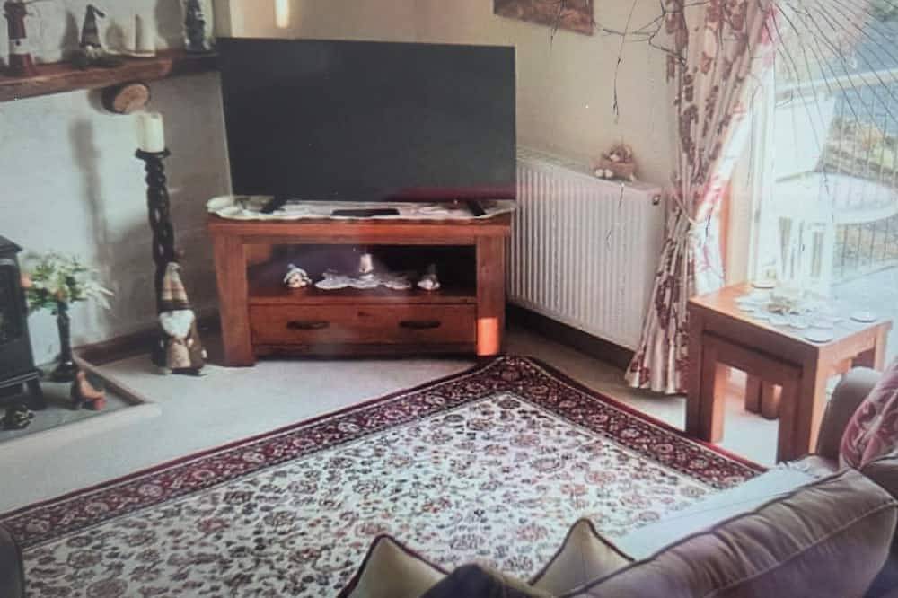 Riverside Cottage views from veranda to the river and wildlife it brings in Newton Stewart, Dumfries and Galloway