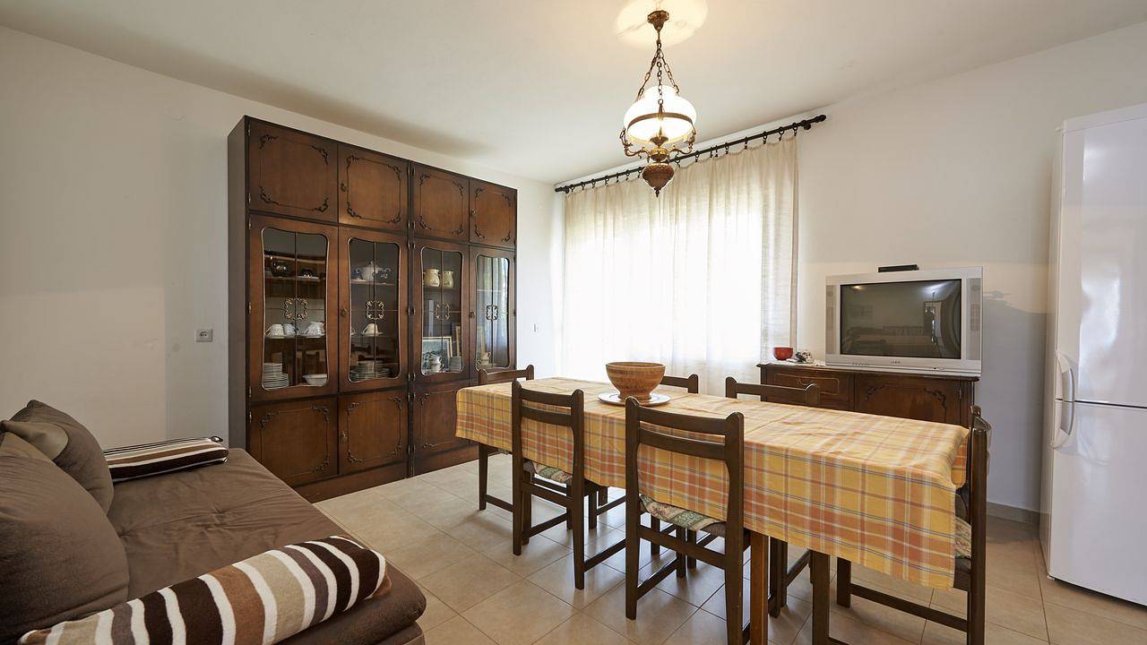 Ganze Ferienwohnung, Ferienwohnung für 8 Personen (101 m²) in Slatine in Slatine, Ciovo