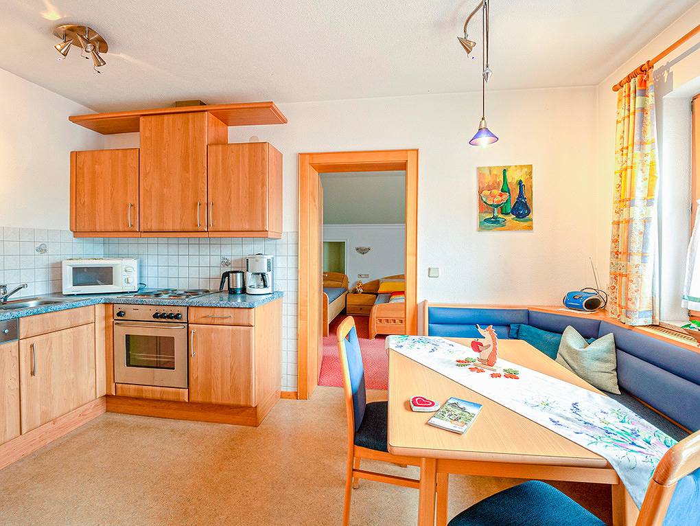 Entire holiday apartment, Holiday apartment for 5 people with balcony in Nauderer Berge, Pfunds