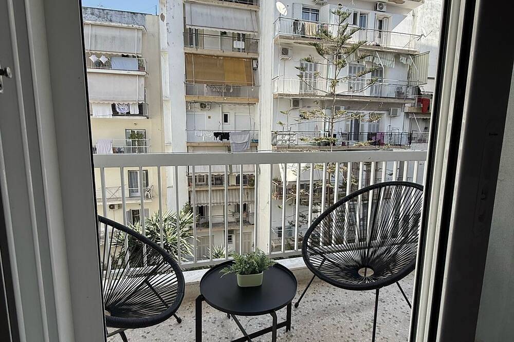 Ganze Wohnung, Hidden Gem Apartment in Patras, Golf von Patras