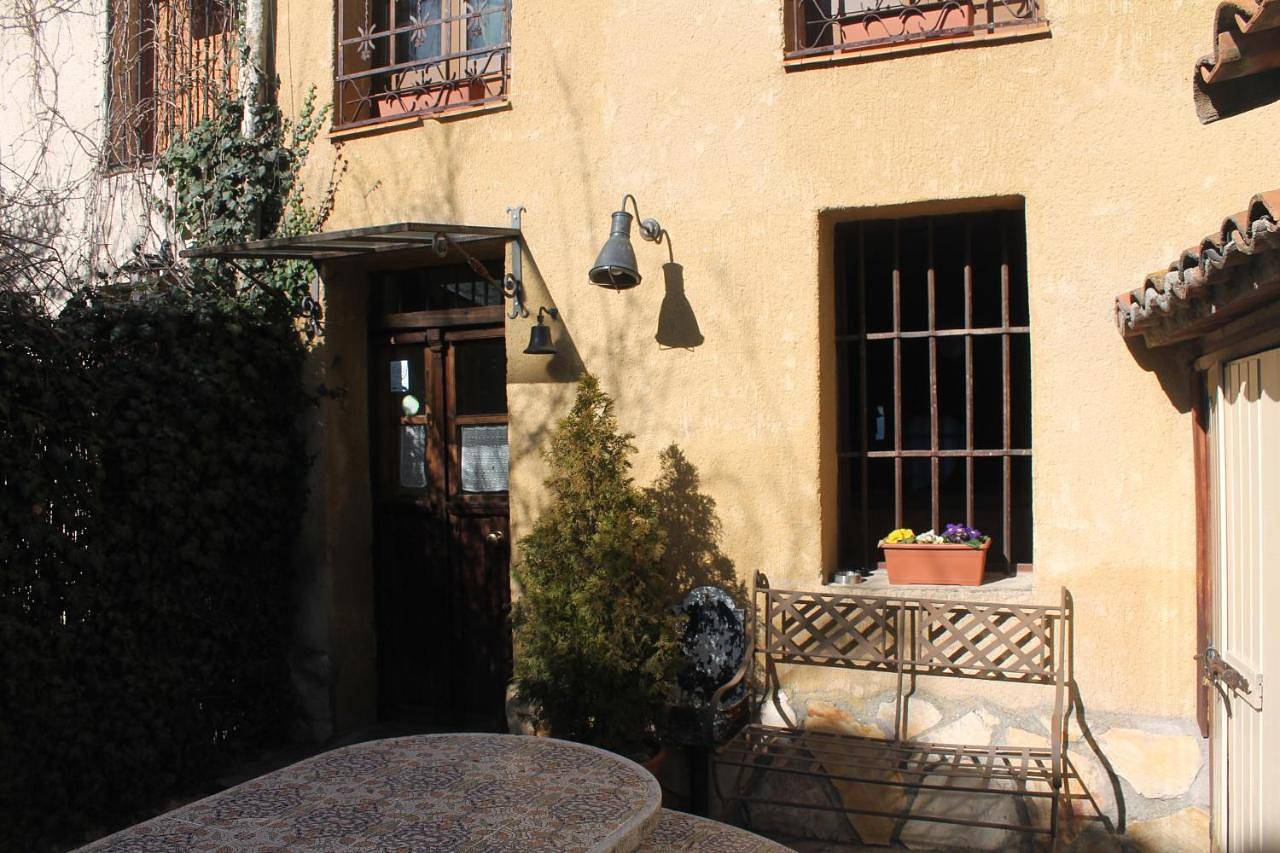 La casa del río in Alameda del Valle, Sierra de Guadarrama